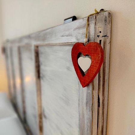 Sweetheart Apartment บุสโตอาร์ซีซีโอ ภายนอก รูปภาพ